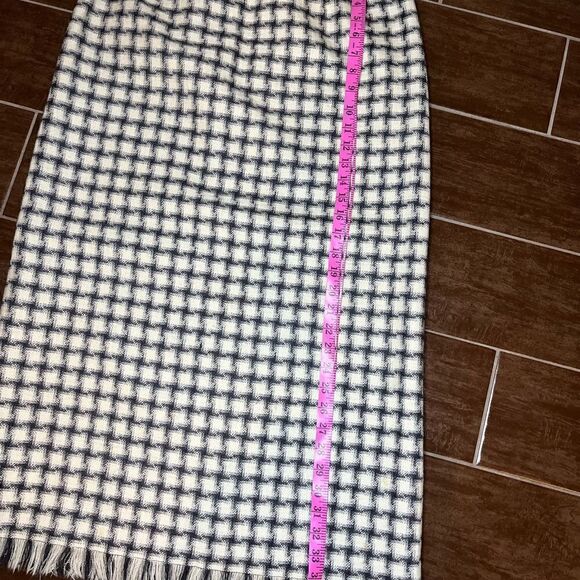 Harve Benard by Benard Holtzman ivory/black fringe hem wool long skirt sz 8 - Picture 7 of 7